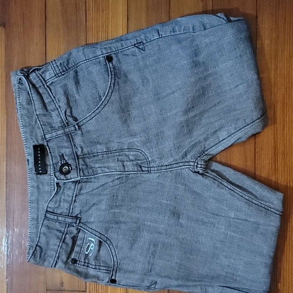 Sean John size 8 gray